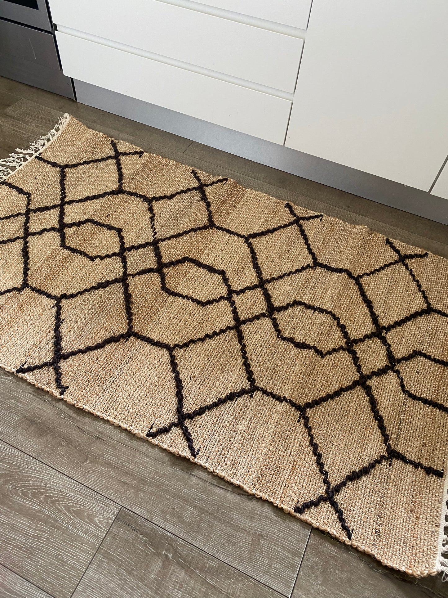 Natural Carita Handwoven Jute Rug